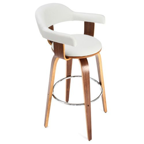 تصویر 1 از صندلی چوبی کلاسیک با طراحی اصیل داخلی